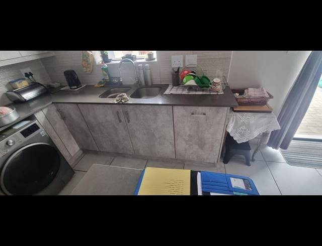 3 BEDROOM PROPERTY TO RENT IN DANA BAY